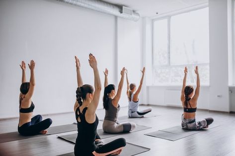 Tại sao có triệu chứng khi mới tập yoga?