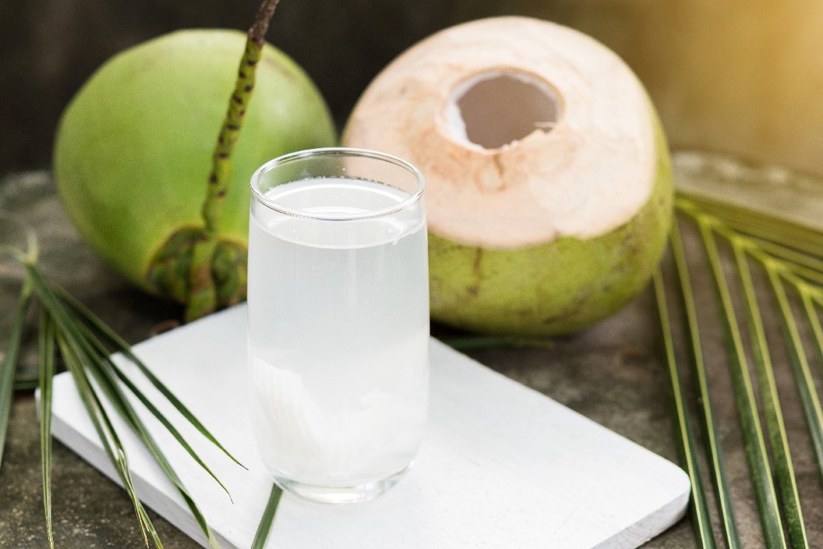 Nước dừa – Lựa chọn thiên nhiên giàu điện giải
