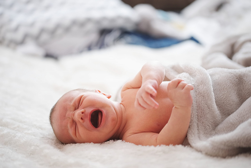 Mốc thời gian: Khi nào con sẽ… “hết rướn, ít vặn mình”?